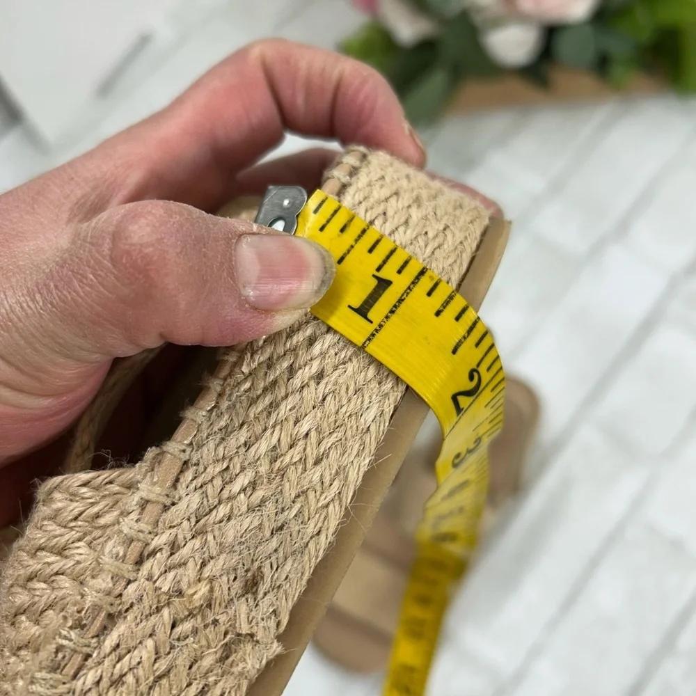 Women's Tan Woven Sandals